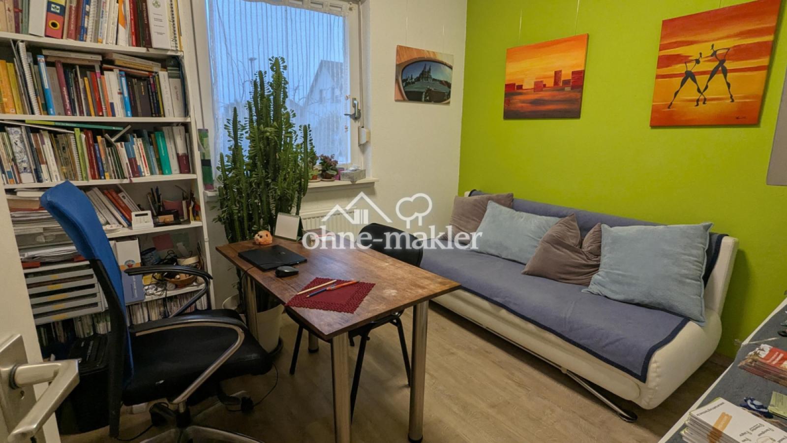 Arbeitszimmer