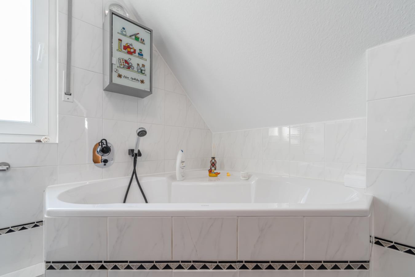 Weitere Ansicht Badezimmer