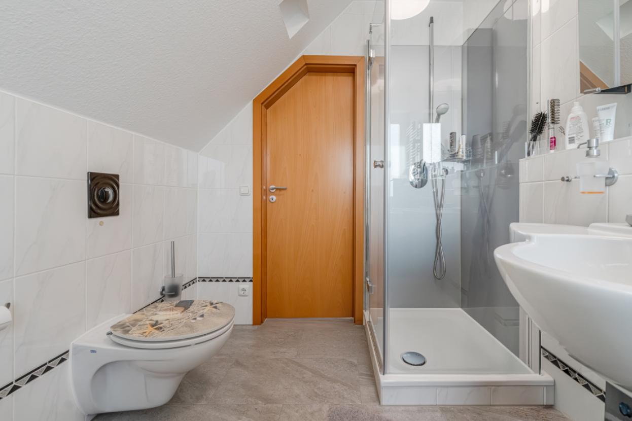 Weitere Ansicht Badezimmer
