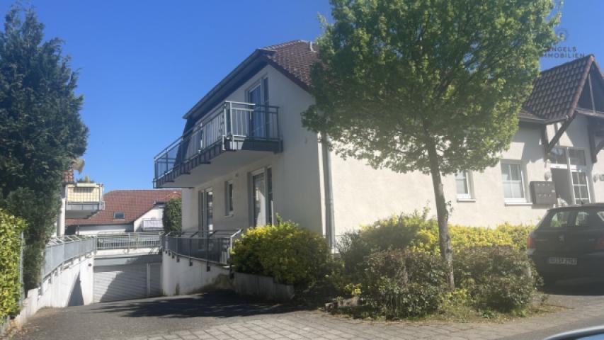 Tiefgarageneinfahrt