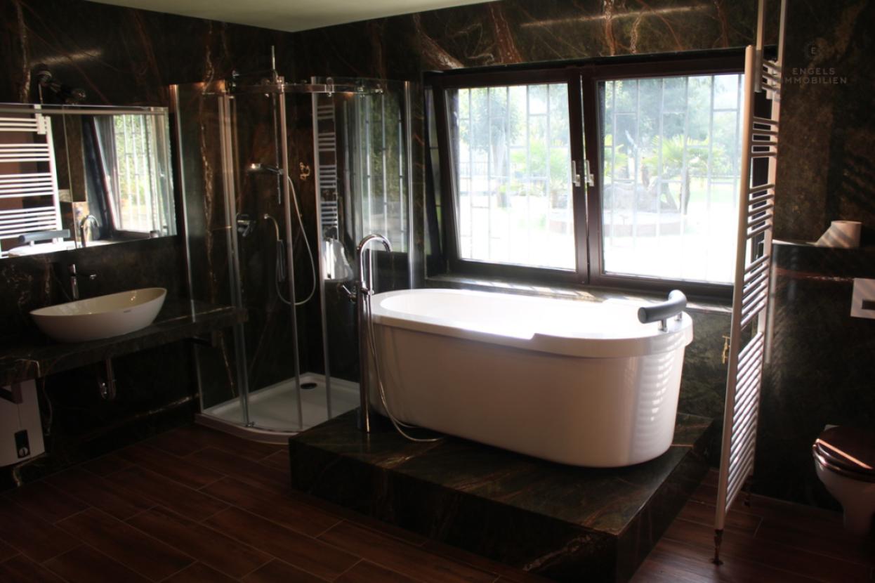 Badezimmer Erdgeschoss