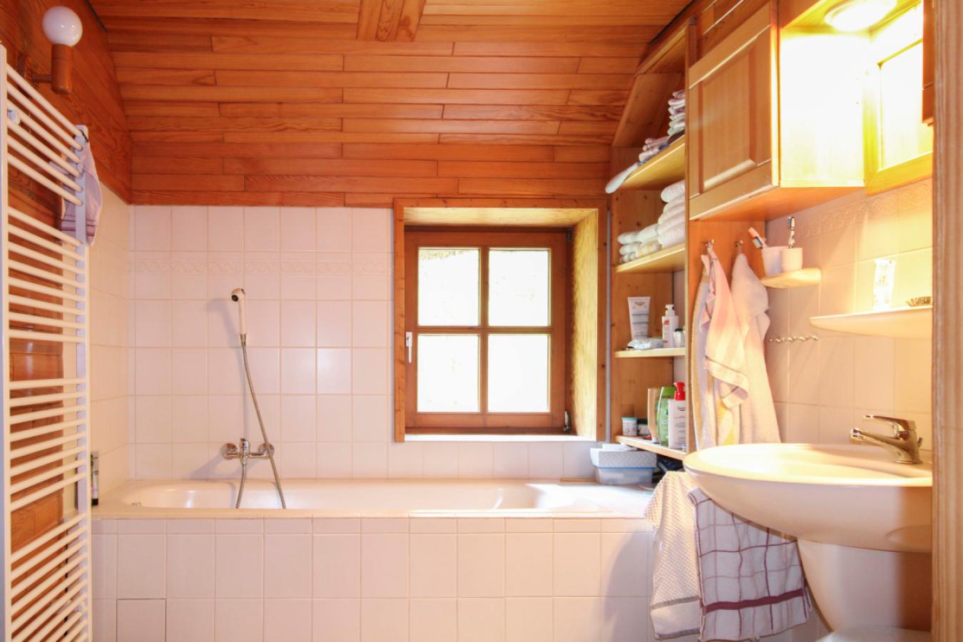 Badezimmer 2 OG