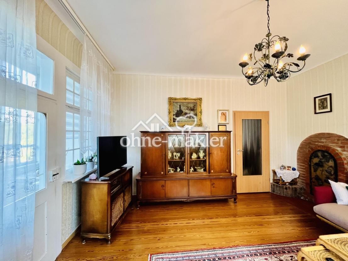 Wohnzimmer (EG)