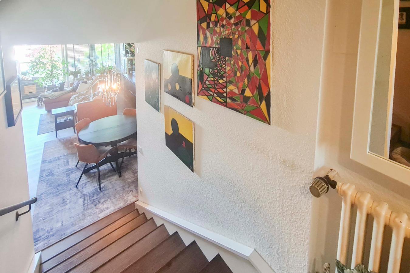 Treppe zur Wohnebene