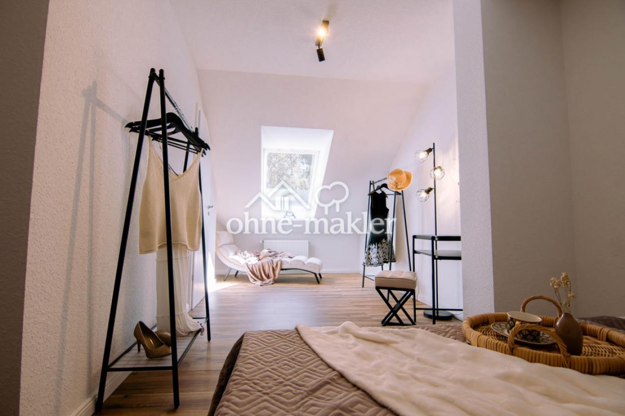Schlafzimmer DG
