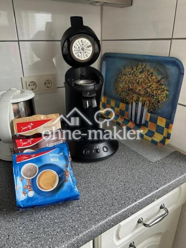 Küche +Kaffee-PadMaschine