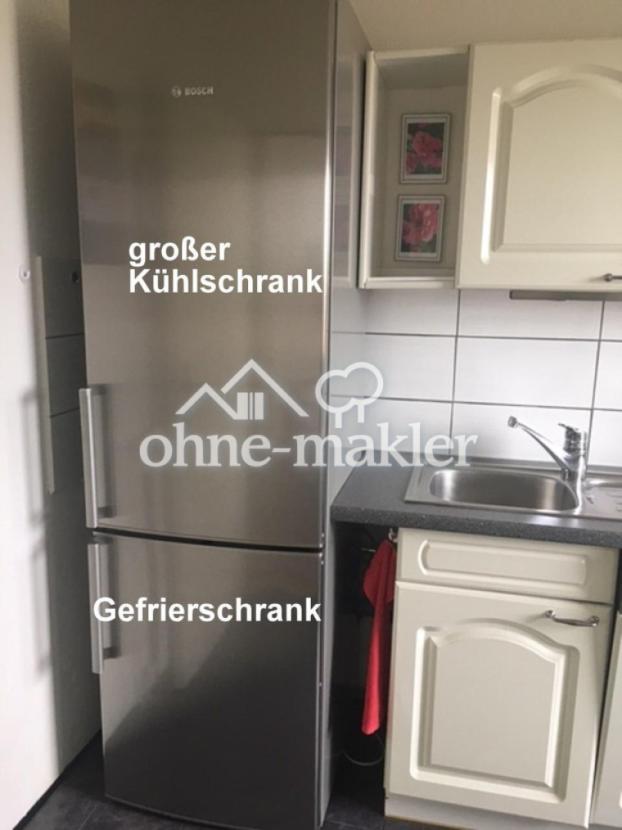 EBK mit Kühl-Gefrierschrank