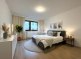 Schlafzimmer 1 (KI-möbliert)