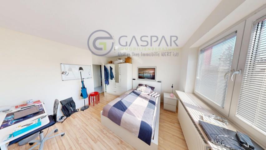OG Schlafzimmer II