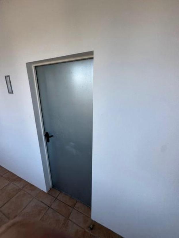 4 AStR im Flur der Hauptwohnung