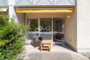 Terrasse mit Markise