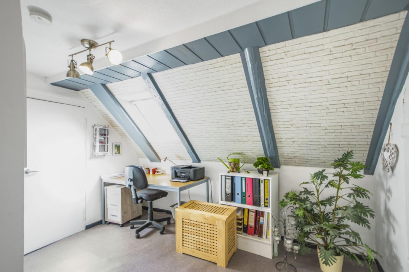 Büro im DG