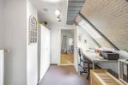 Büro mit Zugang zum Schlafzimmer