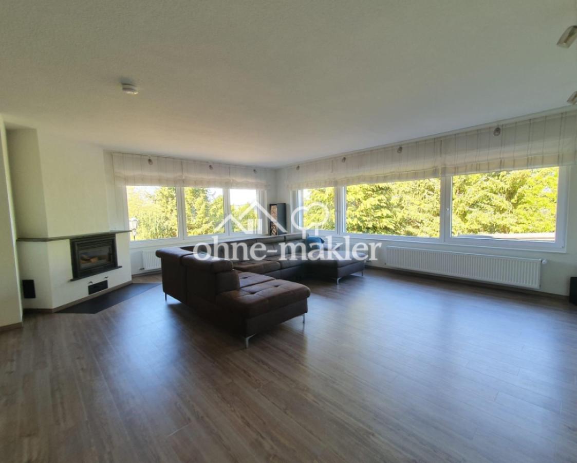 Großzügiges Wohnzimmer