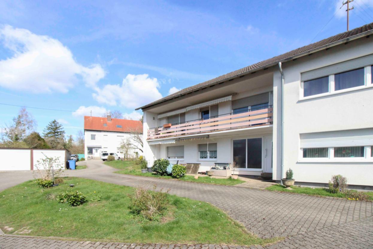 Außenansicht Durchfahrt