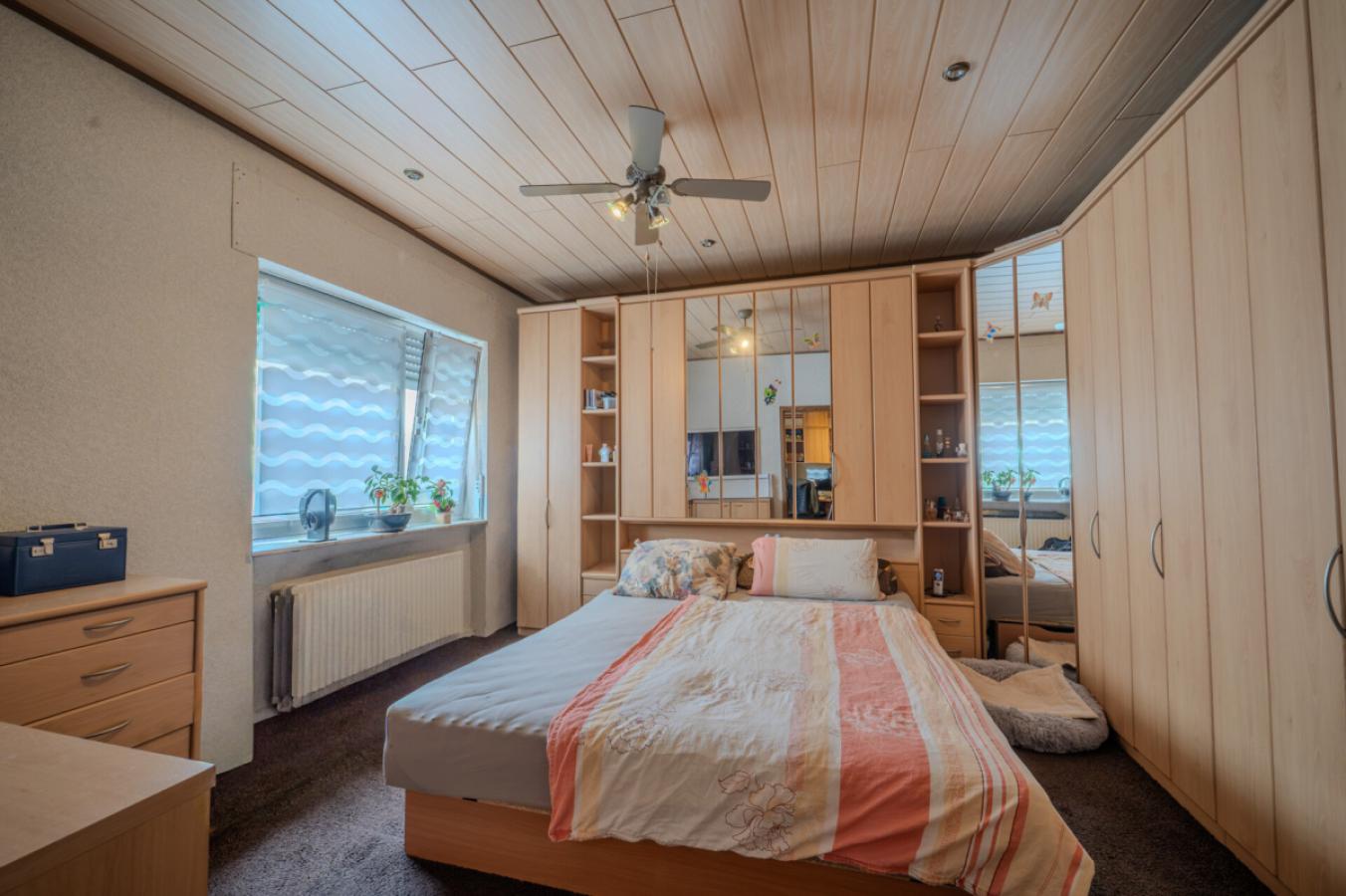 Schlafzimmer EG
