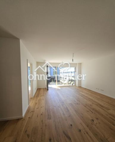 Wohnzimmer aus Flur kommend