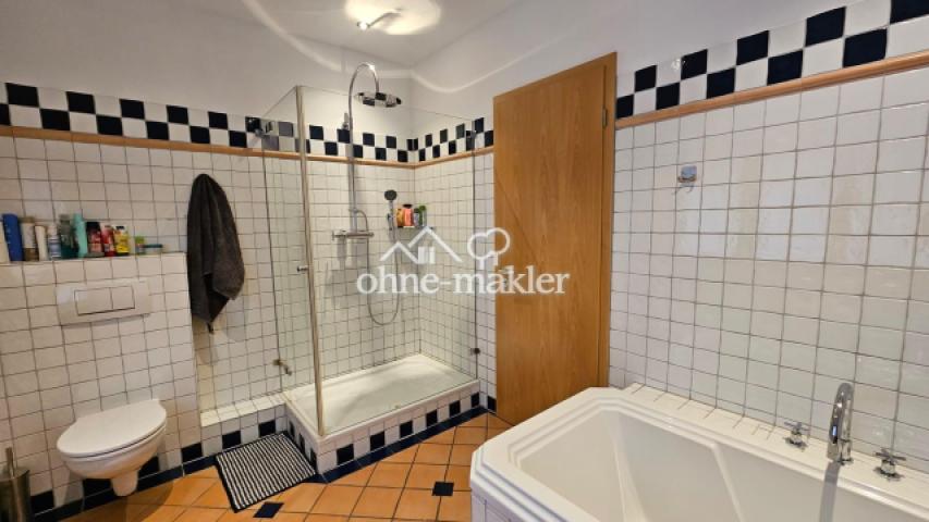 En-Suite Bad 1. OG