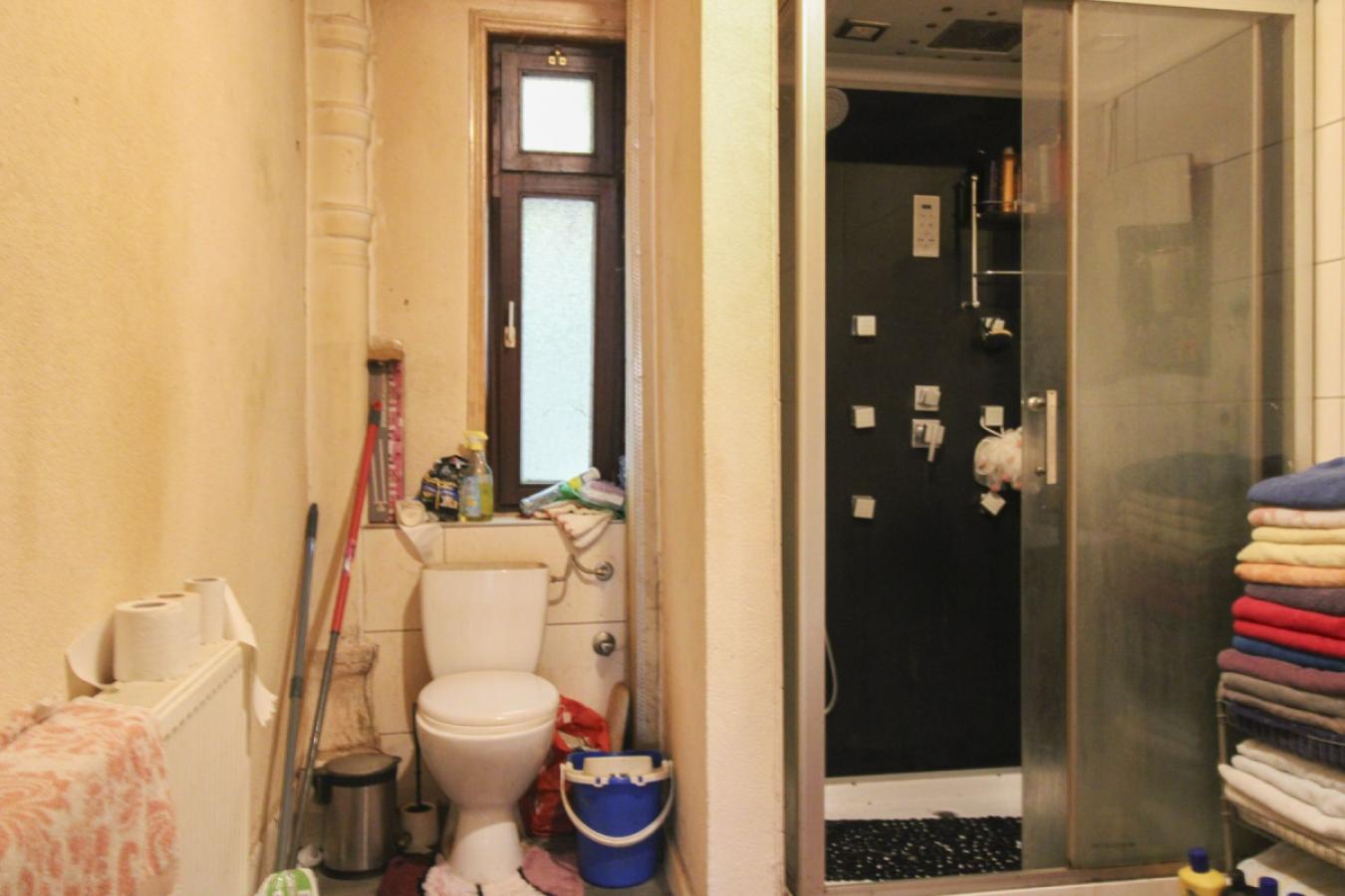 1 OG Badezimmer_