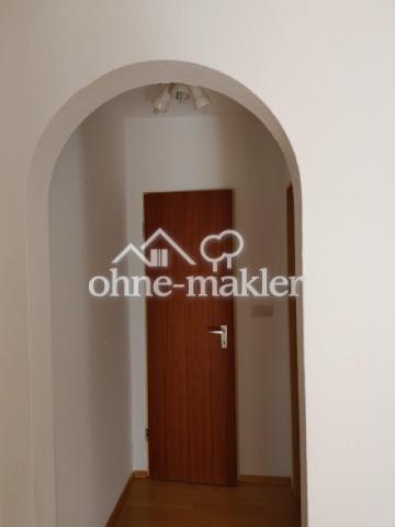 zu Toilette und Badezimmer