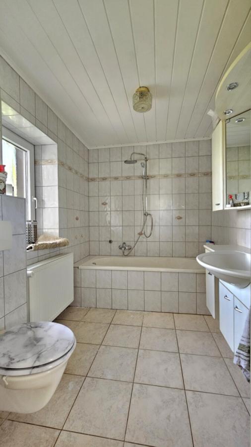 Badezimmer 1