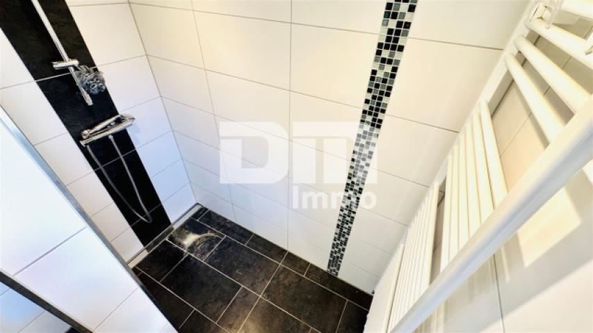 OG Badezimmer / Dusche ebenerdig