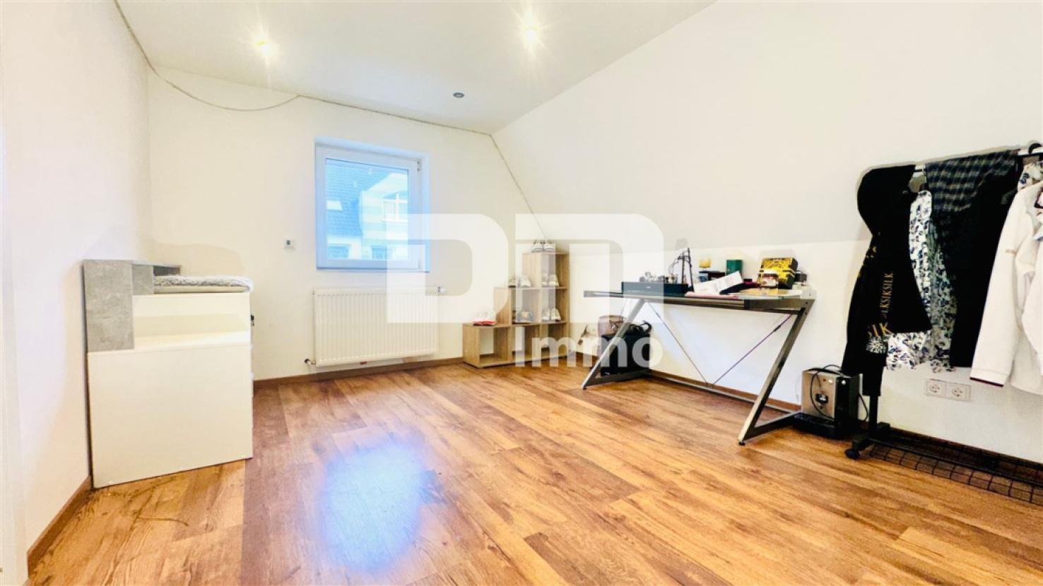 OG2 Apartment 5
