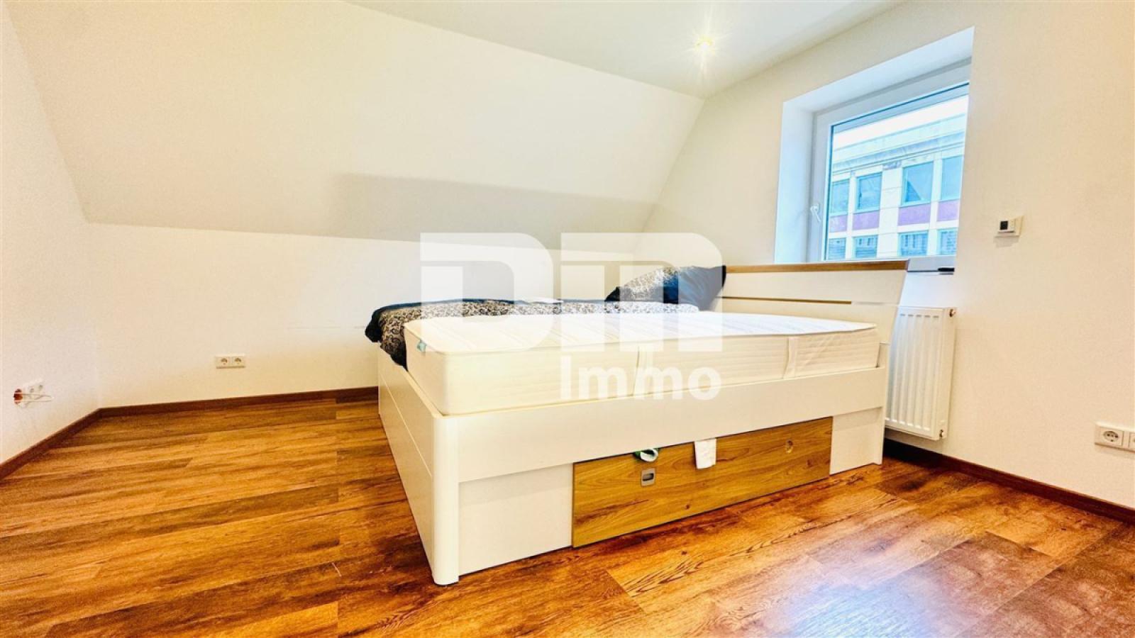 OG2 Apartment 5