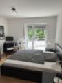 Schlafzimmer mit Balkon
