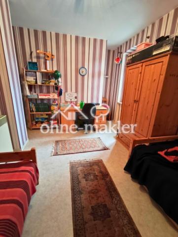 Schlafzimmer (2) OG