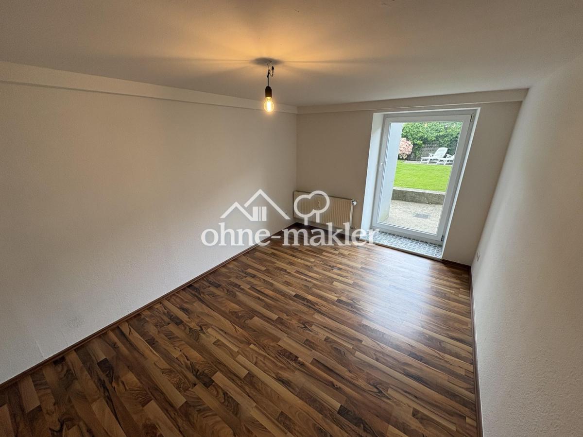 Schlafzimmer UG