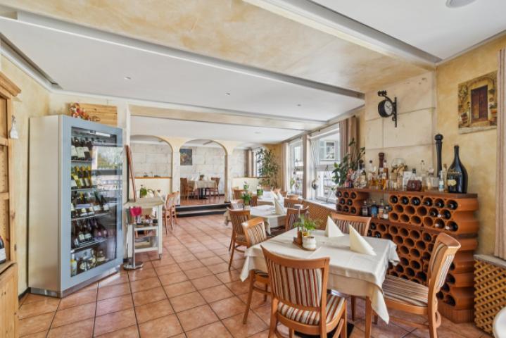 Stilvolles Restaurant EG