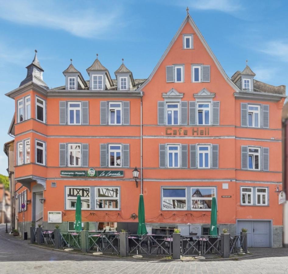Straßenansicht