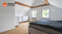 Schlafzimmer DG