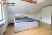 Schlafzimmer DG