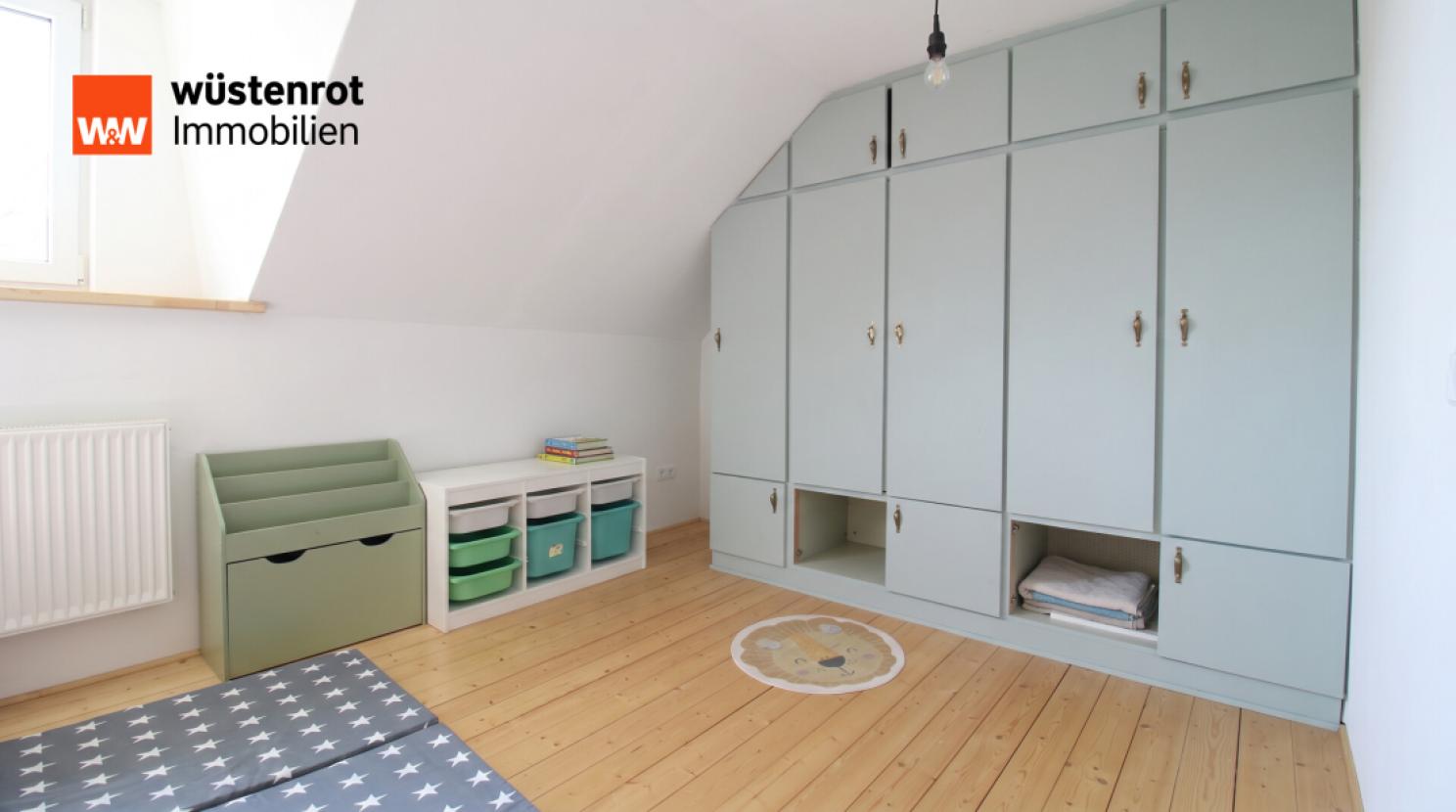 Schlafzimmer DG