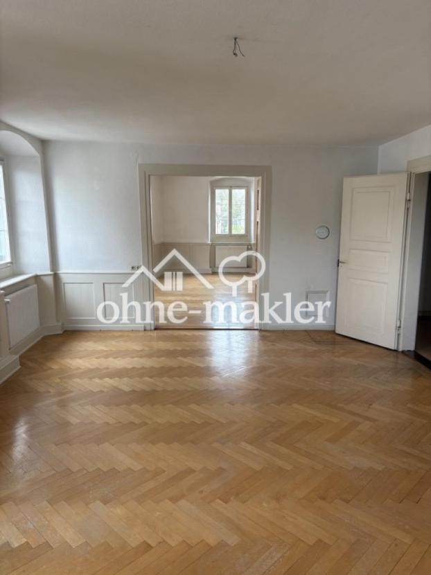 Blick Wohn- in Arbeitszimmer
