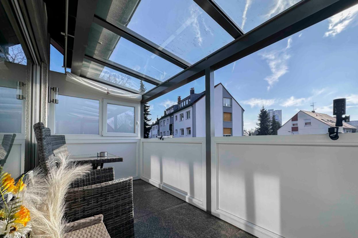Balkon OG