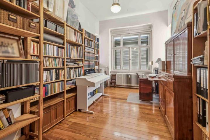 Arbeitszimmer