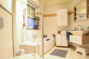 Badezimmer 1