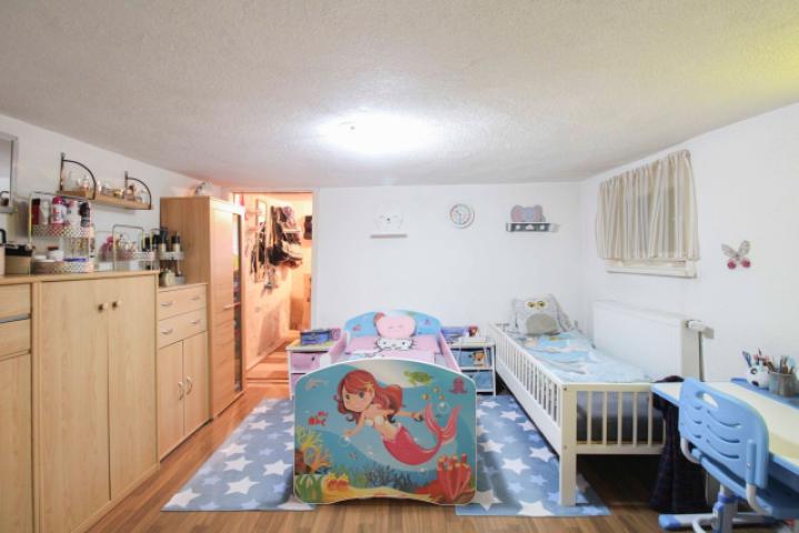 Kinderzimmer EG