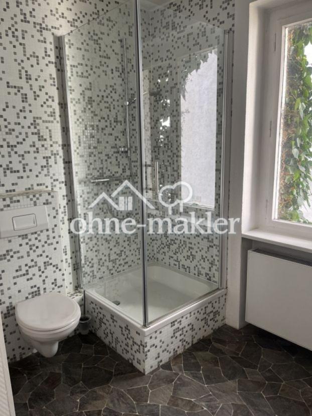 1.OG-Bad mit Dusche