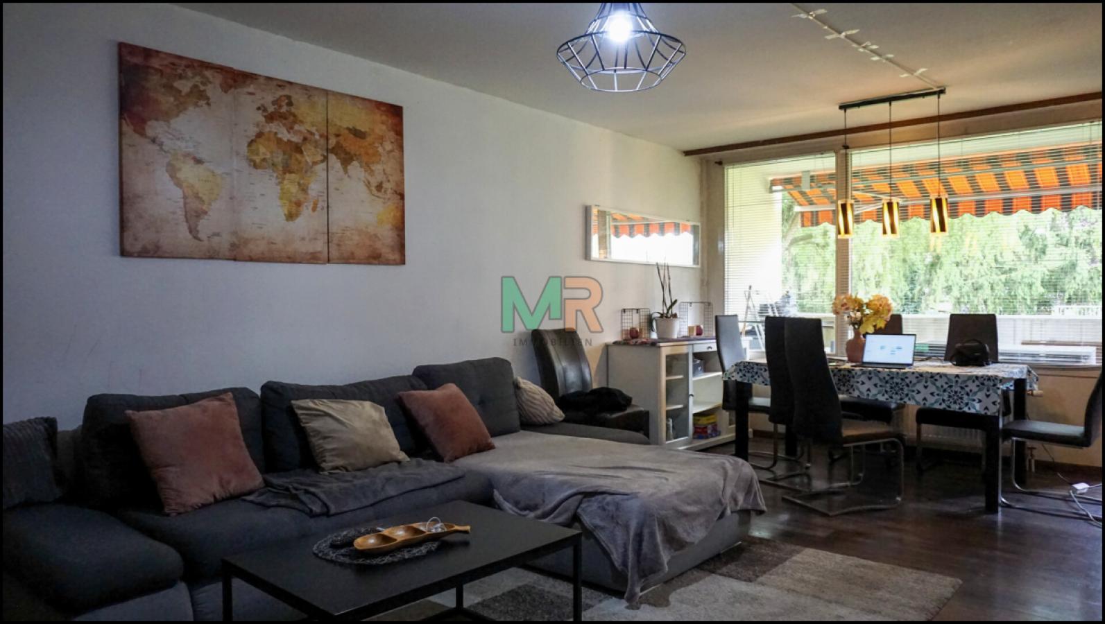 Wohnzimmer 1