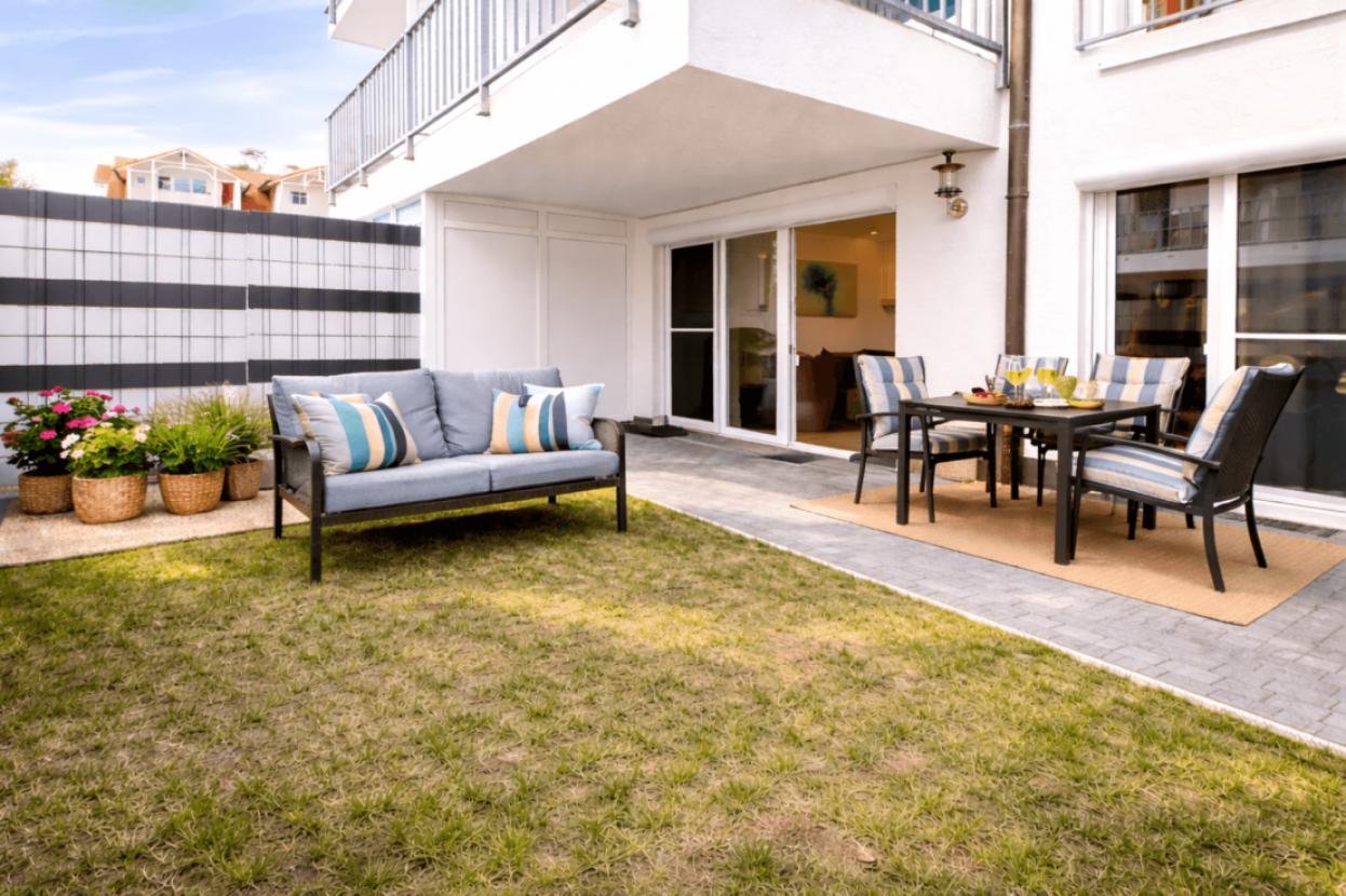Terrasse und Garten