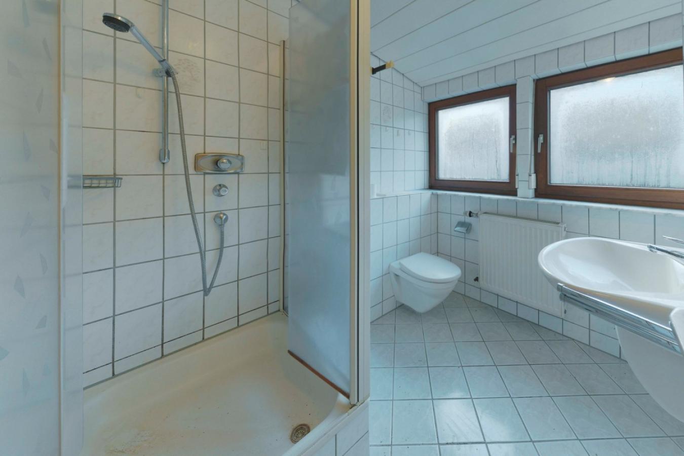 Badezimmer DG