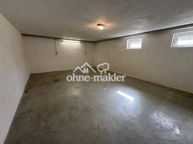Keller unter Wohnzimmer