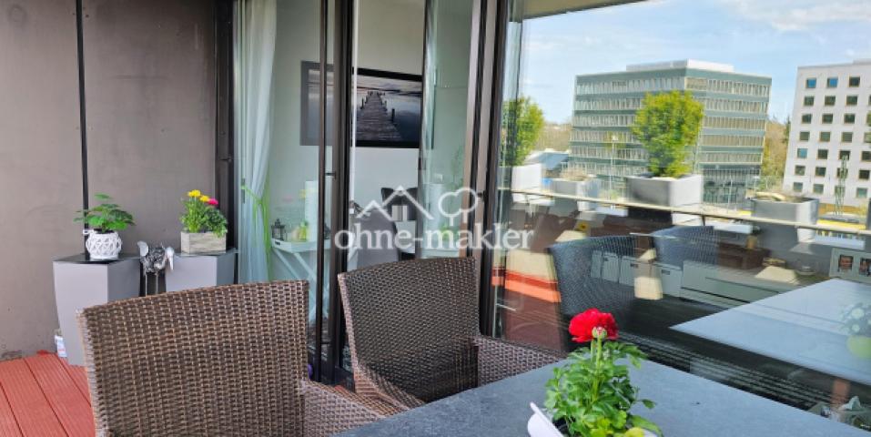 Balkon Blick ins Wohnzimmer