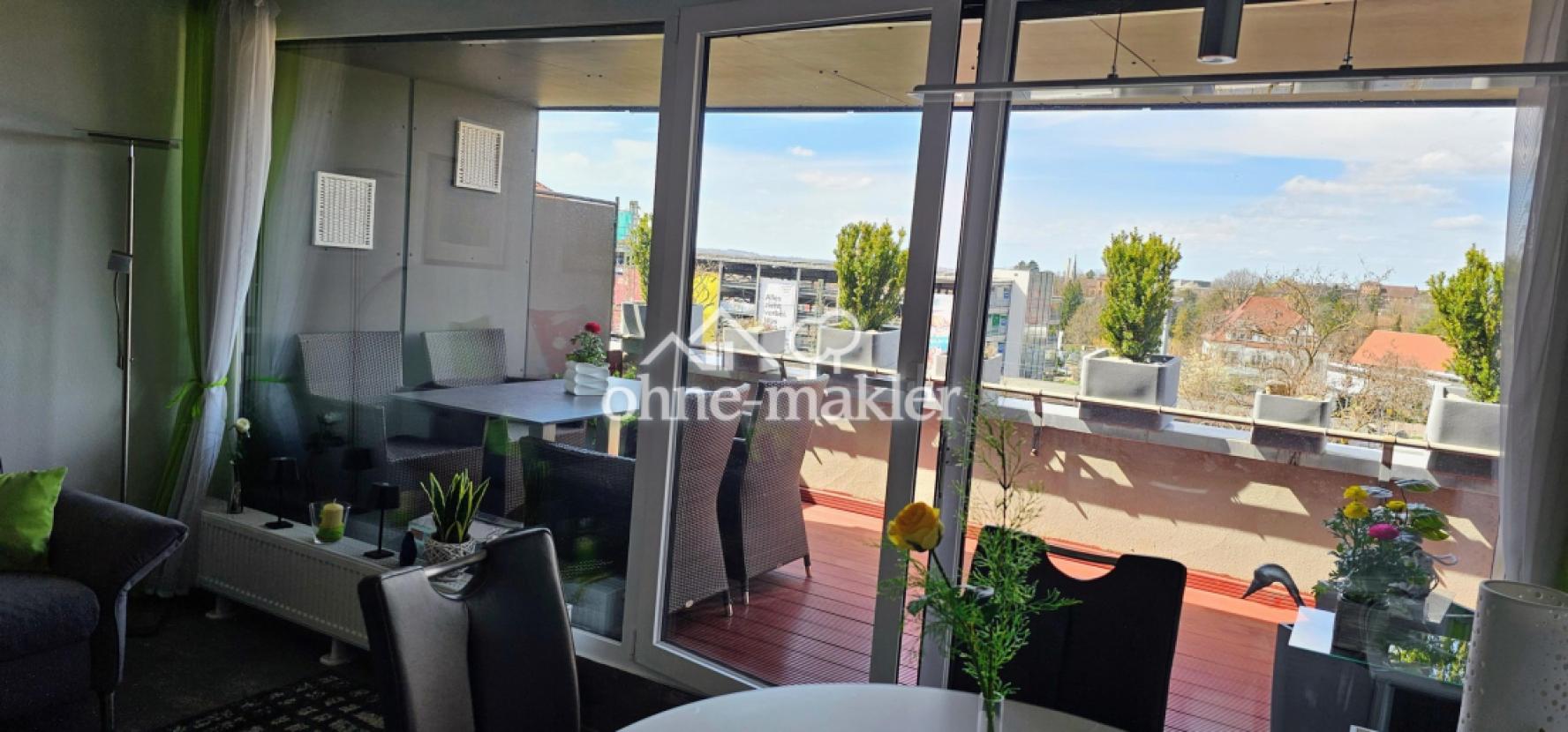 Wohnzimmer Blick nach Aussen