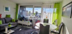 Blick im Wzi zum Balkon