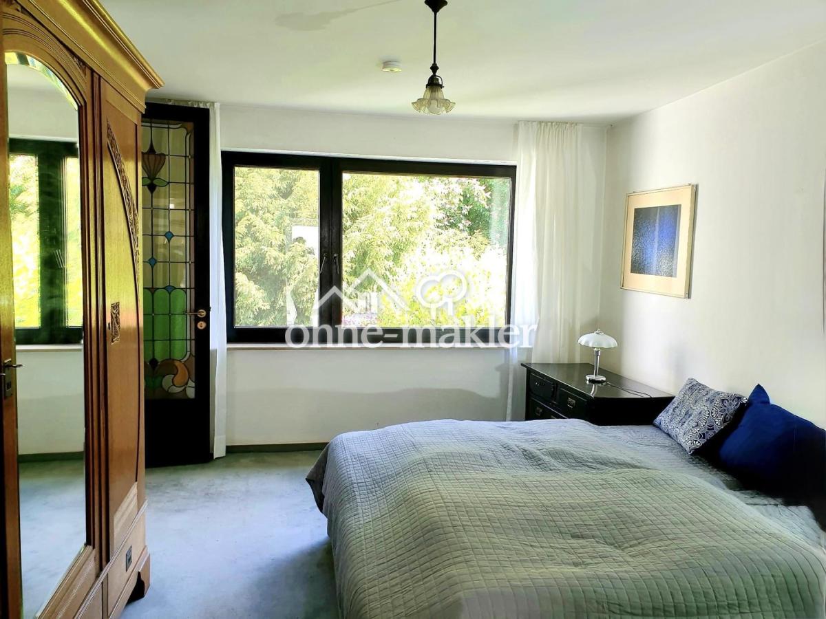 Schlafzimmer OG